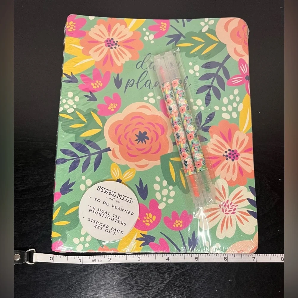Steel Mill Floral Daily Planner 7x9 2 Highlighters And Stickers NEW